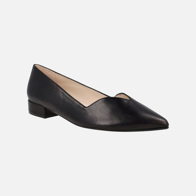 Breda Leather shoes with low heel 