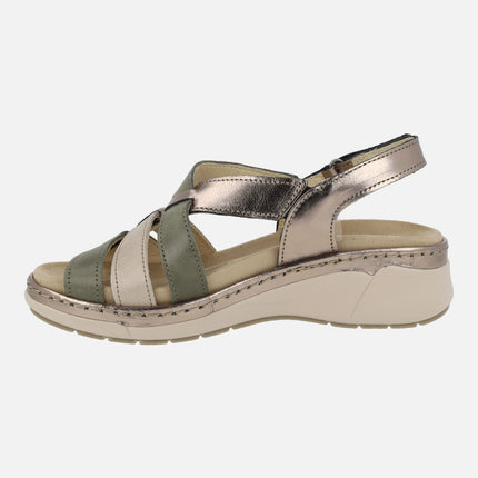 Comfort sandals combined in beige and green with velcro closure