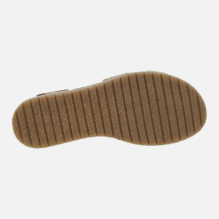 Sandalias planas de piel efecto trenzado con cierre de velcro