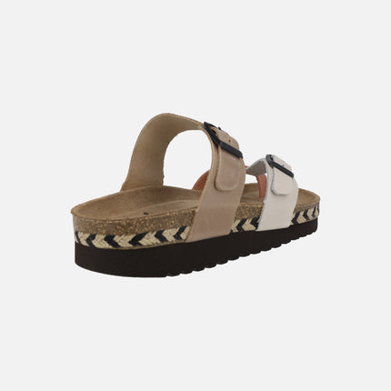 Finger sandals with strips and buckles with bio plant