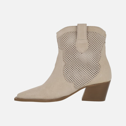 Melisandre cowboy Ankle Boots in Taupe Suede