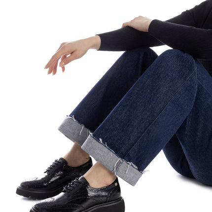 Zapatos de cordones pala vega en charol negro