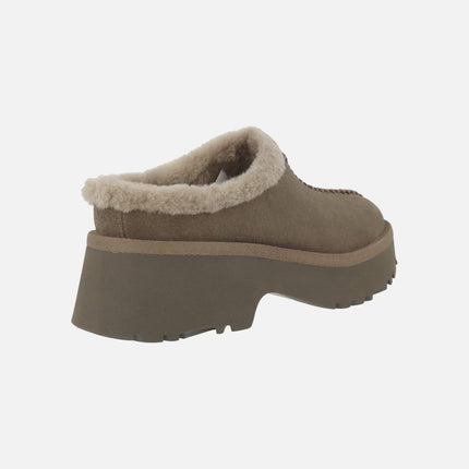 Zuecos con tacón y plataforma Ugg New Heights Cozy Clogs