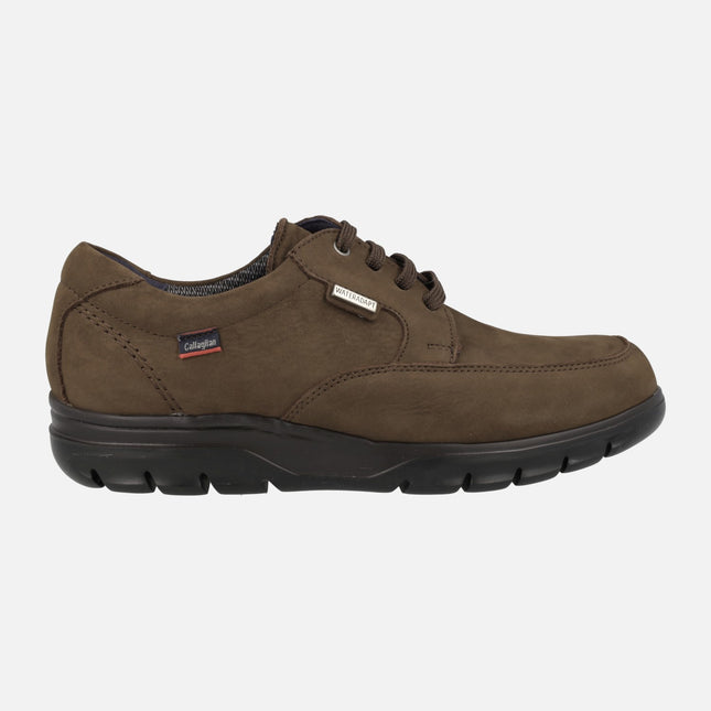 Men's shoes in brown nobuck with laces and Wateradapt membrane