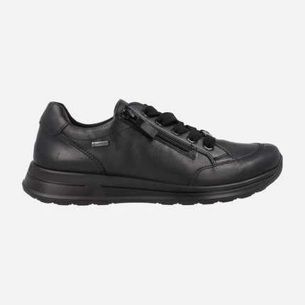 Black leather sneakers with laces and gore-tex membrane