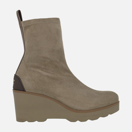 Hita boots in suede Strech fabric in Taupe