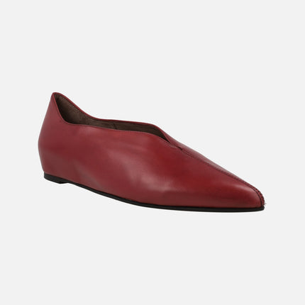 Martina Leather ballerinas with inner wedge and sharp toe 