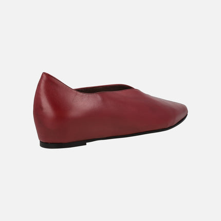 Martina Leather ballerinas with inner wedge and sharp toe 