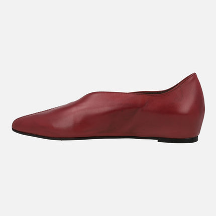 Martina Leather ballerinas with inner wedge and sharp toe 