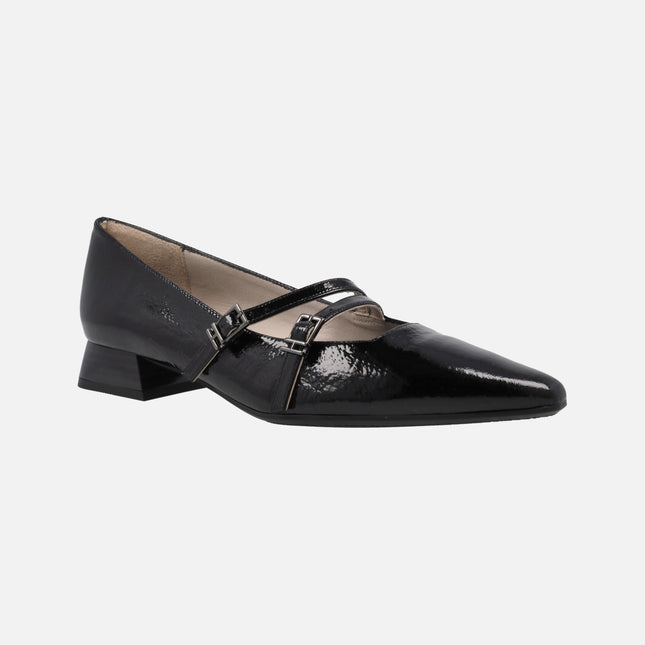 Patent leather ballerinas with double buckled bracelet