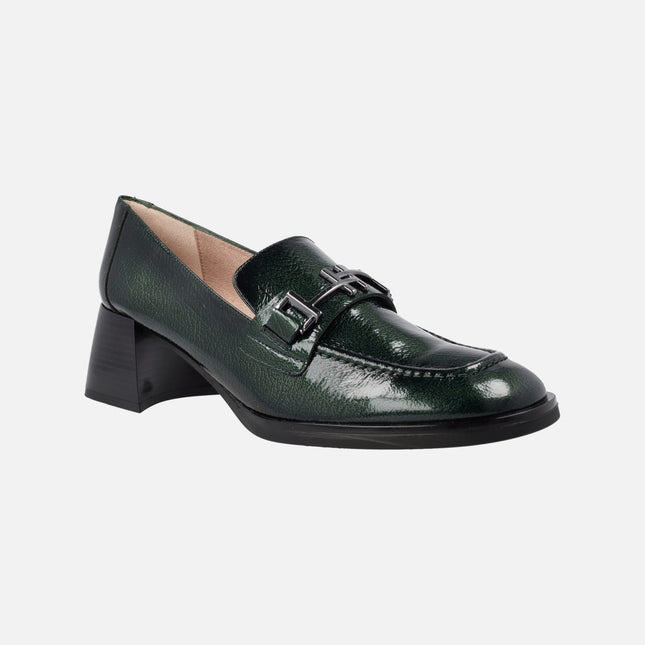 Patent leather loafers with metallic ornament