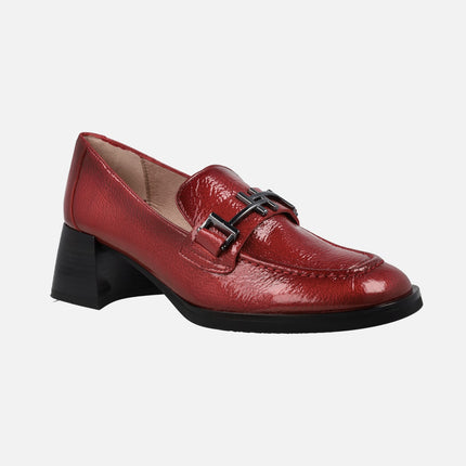 Patent leather loafers with metallic ornament