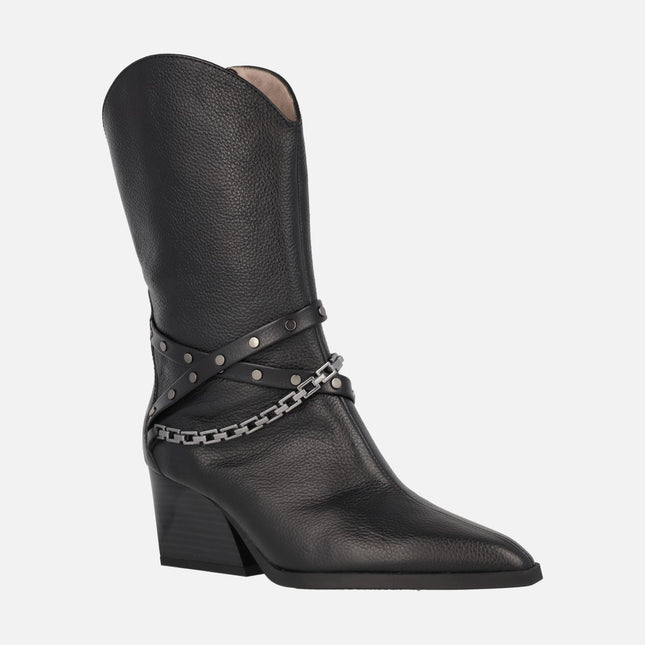 Black leather Cowboy boots with chain and studs by Hispanitas