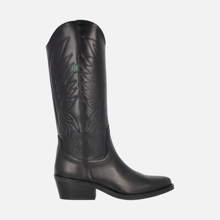 Cowboy boots with embroidery in black leather DKT 67