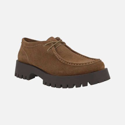 Wallabee -style brown suede laced shoes with track outsole