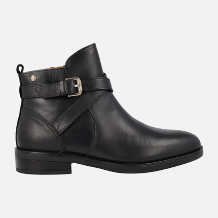 Flat Booties in Black Leather Puertollano