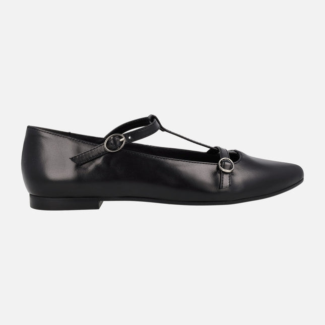 Black leather ballerinas with strip to the instep and buckles