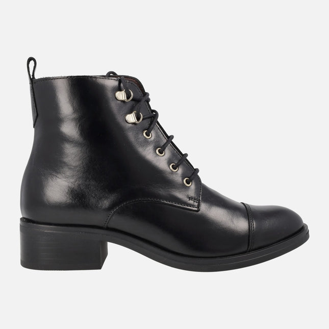 Lace-up booties for women in black leather 