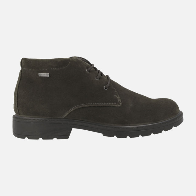 Men's laced booties in brown suede with gore-tex membrane