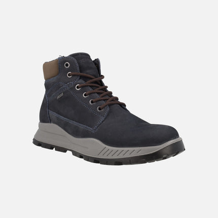 Men's sporty style boots with gore tex membrane