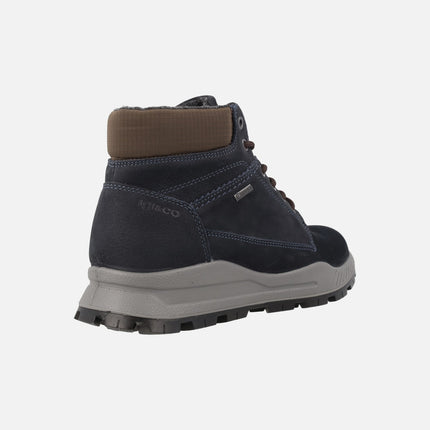 Men's sporty style boots with gore tex membrane