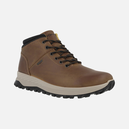 Sport style men's boots in brown greased leather with gore-tex