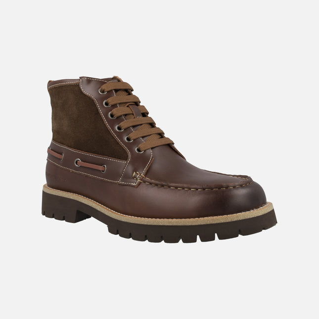 Botas para hombre de estilo naútico Astral en combinado marrón