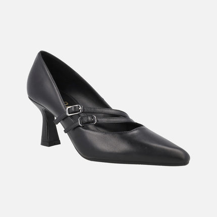 Mary Jane style heeled shoes in black leather