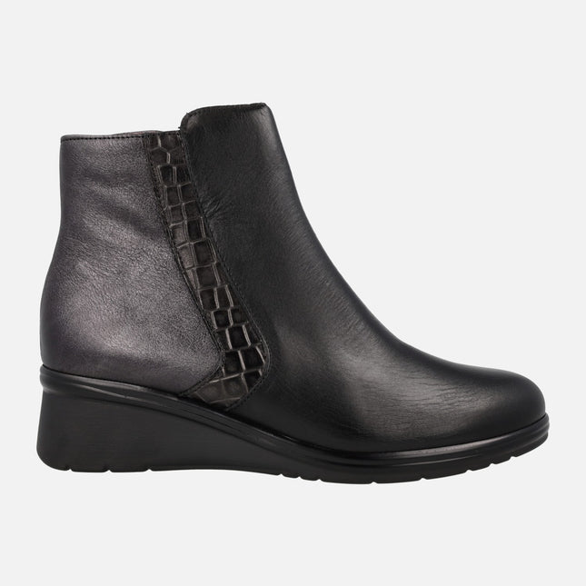 Comfort Booties in Black combi with interior zipper