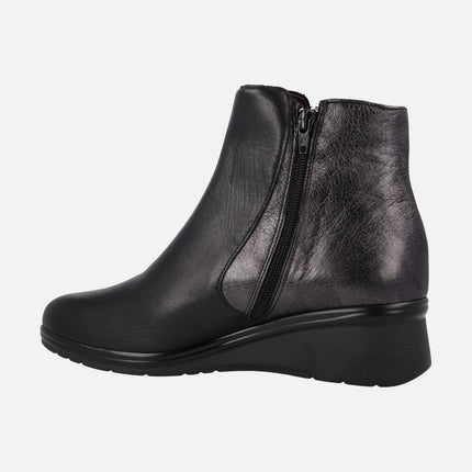 Comfort Booties in Black combi with interior zipper