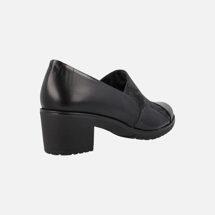 Black heeled shoes with elastic fabric upper