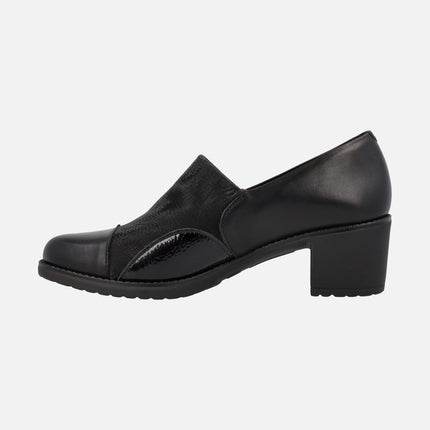 Black heeled shoes with elastic fabric upper