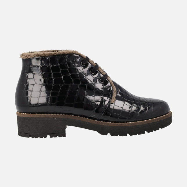 Black Croco patent leather low boots with laces and hair lining