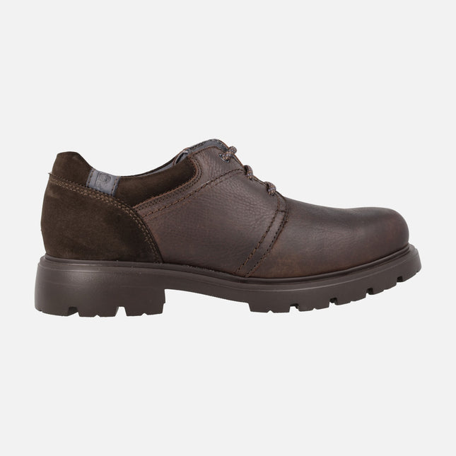 Zapatos blucher con cordones para hombre en piel engrasada marrón