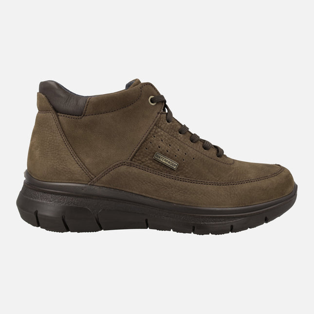 Botas para hombre en nobuck marrón con membrana Waterproof