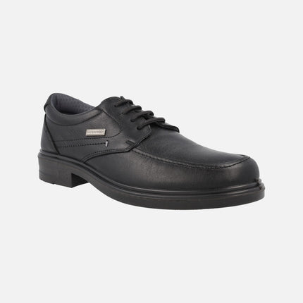 Black leather shoes with laces for men and waterproof membrane