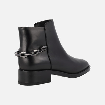 Alpe Couture Black leather boots with chain ornament