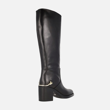 Black leather boots Alpe Leyna with golden ornament in the heel