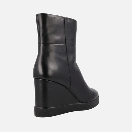 Wedge Elidea high wedged boots in black leather