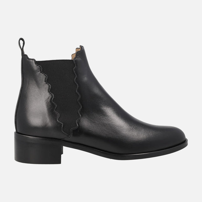 Black leather Chelsea style boots