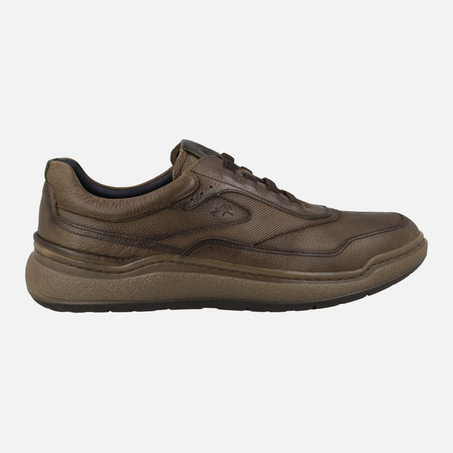 Brown leather sneakers with elastic laces