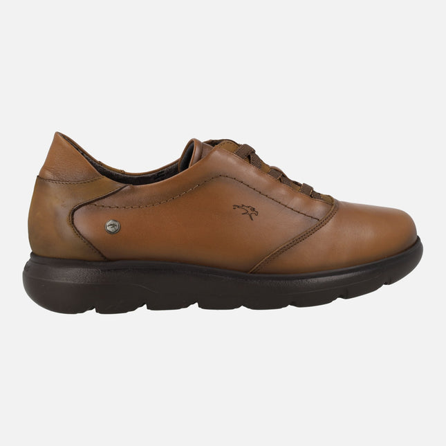 Brown leather comfy sneakers with elastic laces