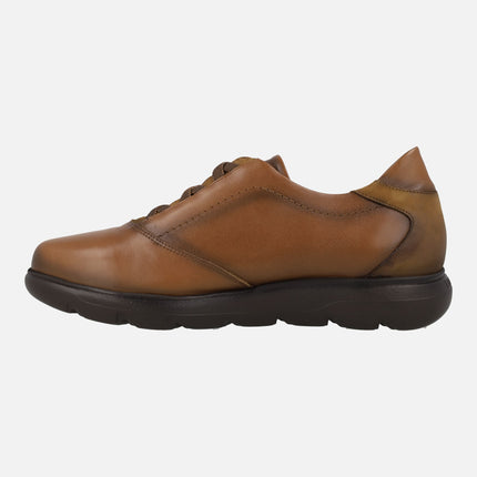 Brown leather comfy sneakers with elastic laces