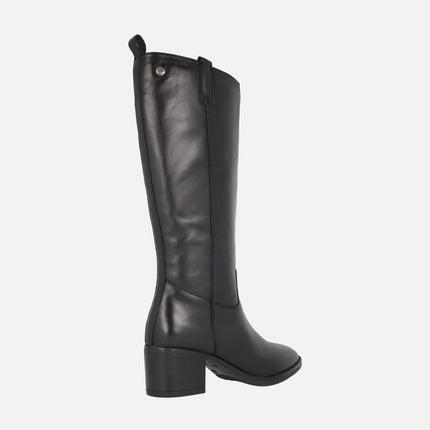 Black leather boots with high leg and medium heel