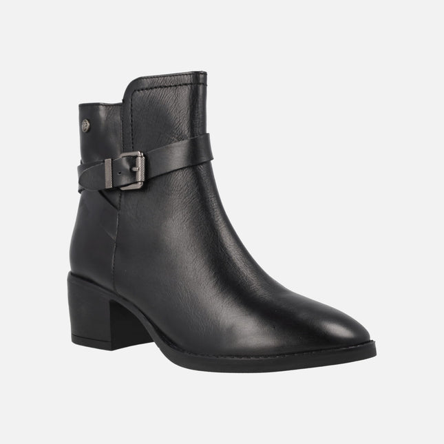 Black leather heeled boots with buckle