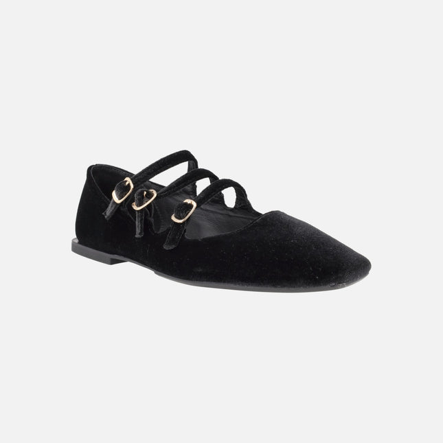 Mary jane style flats in black velvet with three strips to the instep