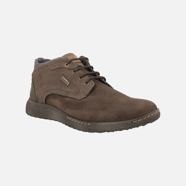 Botines de nobuck con cordones y membrana WINDTEX