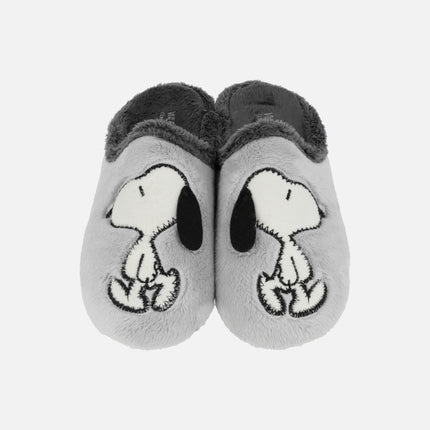 Zapatillas de casa descalzas con dibujo de Snoopy