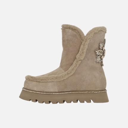 Jewel Boots in Beige Suede with Flower detail