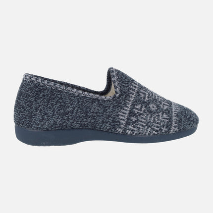 Closed House slippers for men in blue wool with furry lining